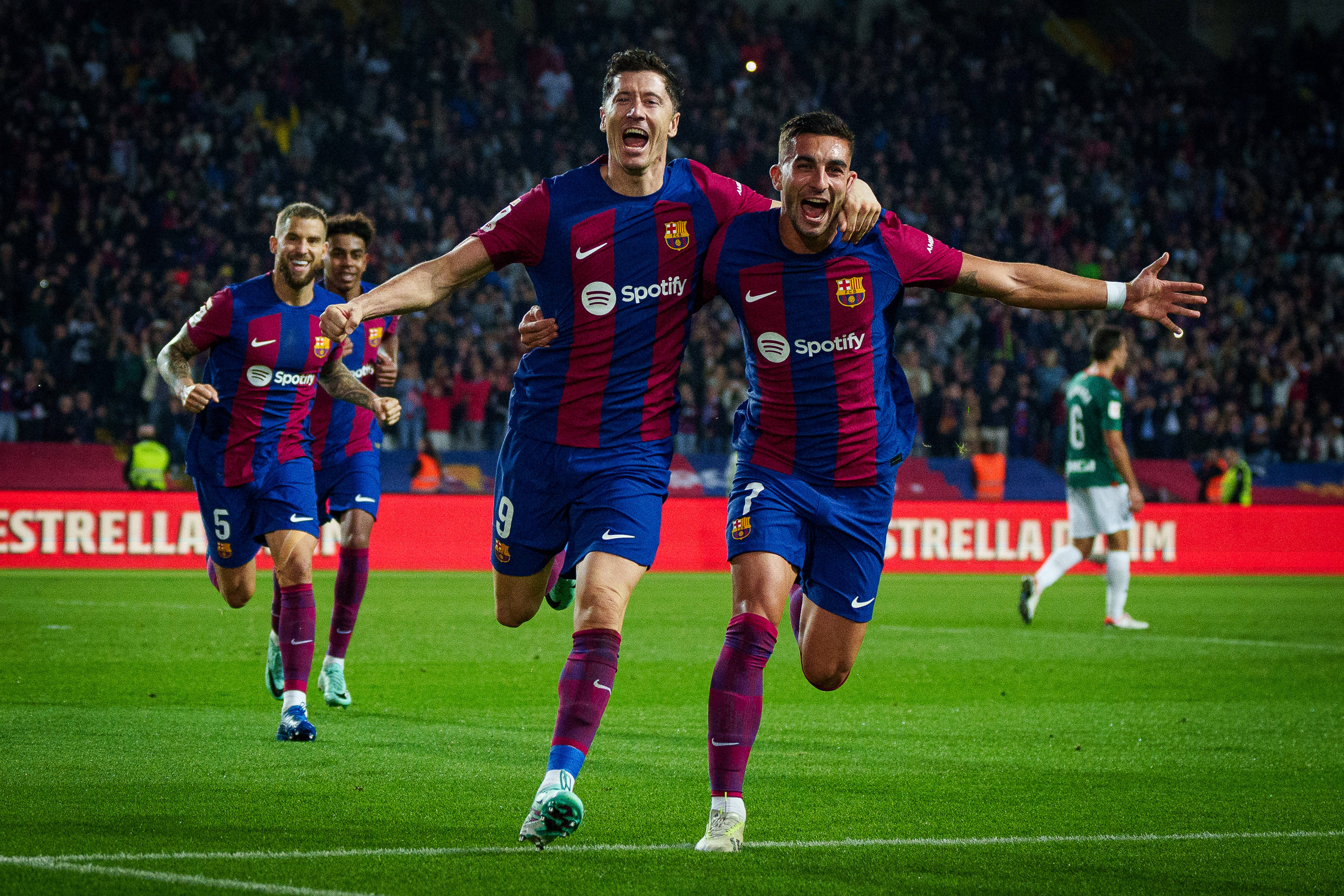 今晨拜仁慕尼黑强势反弹：法甲节点到来，态度坚定，轮换策略成焦点的简单介绍-九游平台