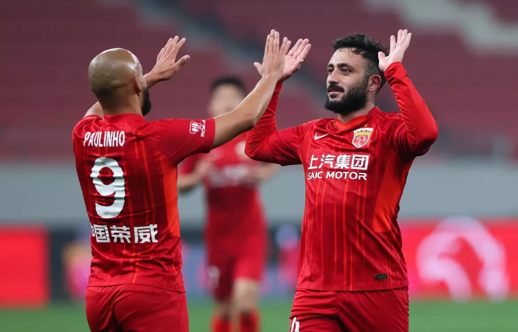 转会期中超焦点战；上海海港内部沟通；更衣室稳定；医务组通报恢复的简单介绍-九游中国