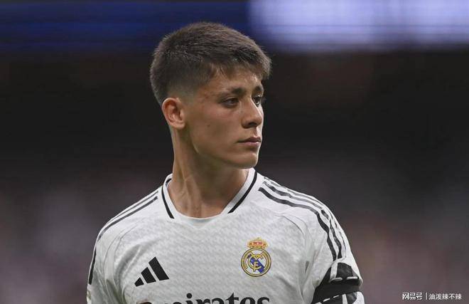 转会期皇家马德里备战NBA总决赛；单刀错失细节曝光；管理层满意；轮换策略成焦点的简单介绍