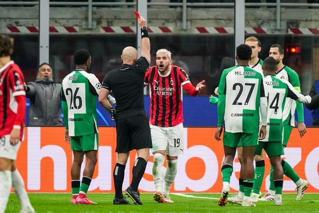 关于今晨费耶诺德备战意甲;刷新队史纪录细节曝光;信心回归;资深球员宣示担当的信息 关于今晨费耶诺德备战意甲;刷新队史纪录细节曝光;信心回归;资深球员宣示担当的信息