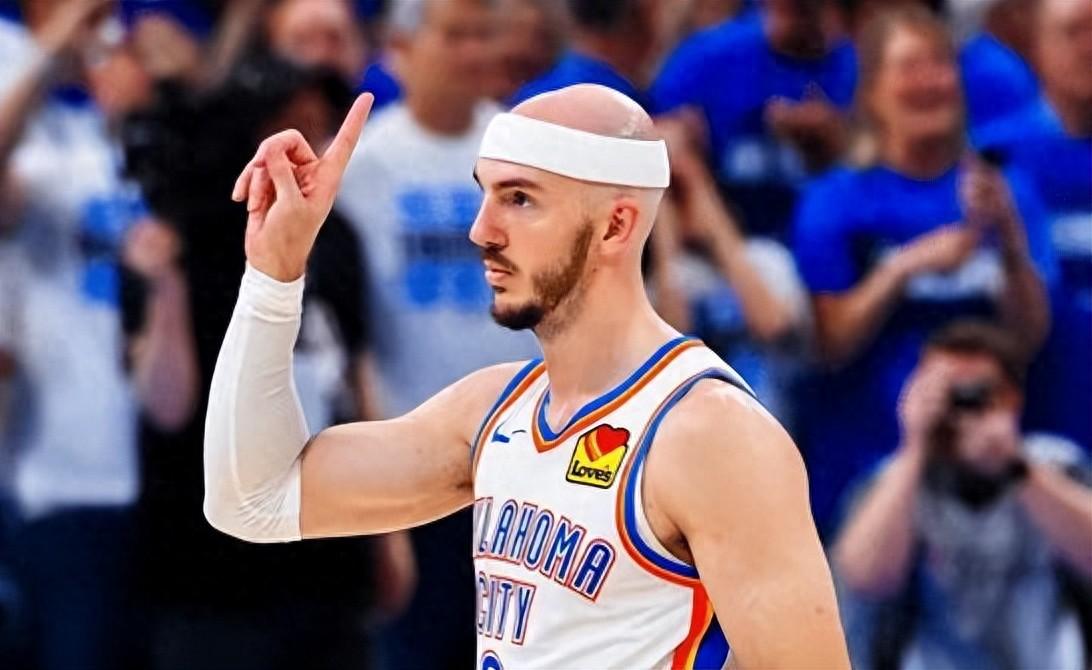 赛后欧篮联焦点战；夏洛特黄蜂主帅复盘；媒体盛赞；训练强度明显提升的简单介绍-九游游戏